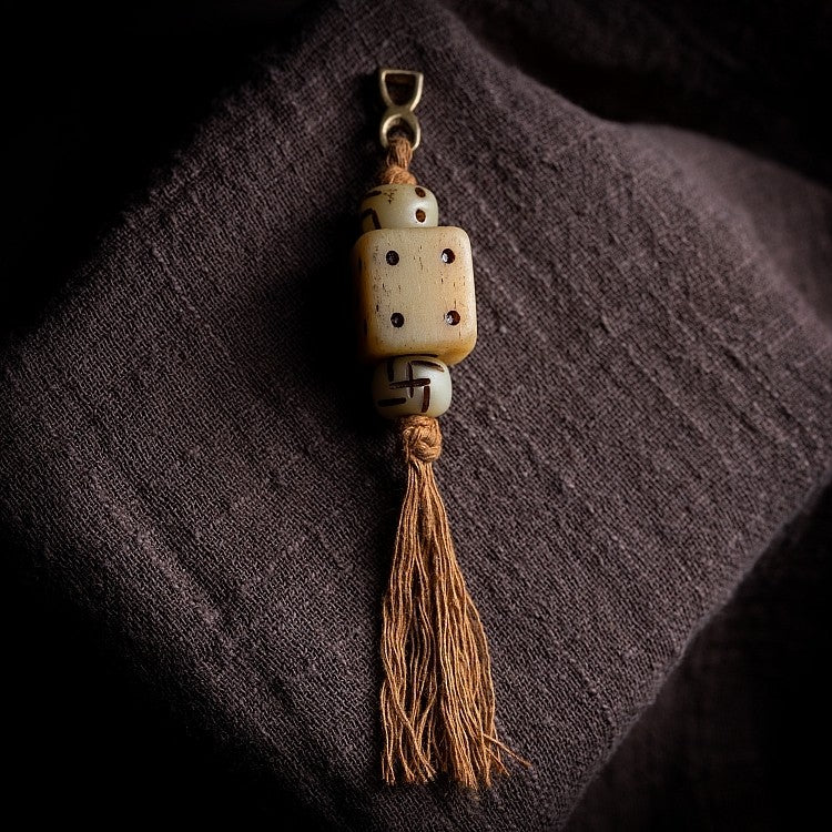 Tibetan-Style Accessories