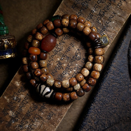 Symbolic Harmony -Tibetan Agate Sun and Moon Bracelet