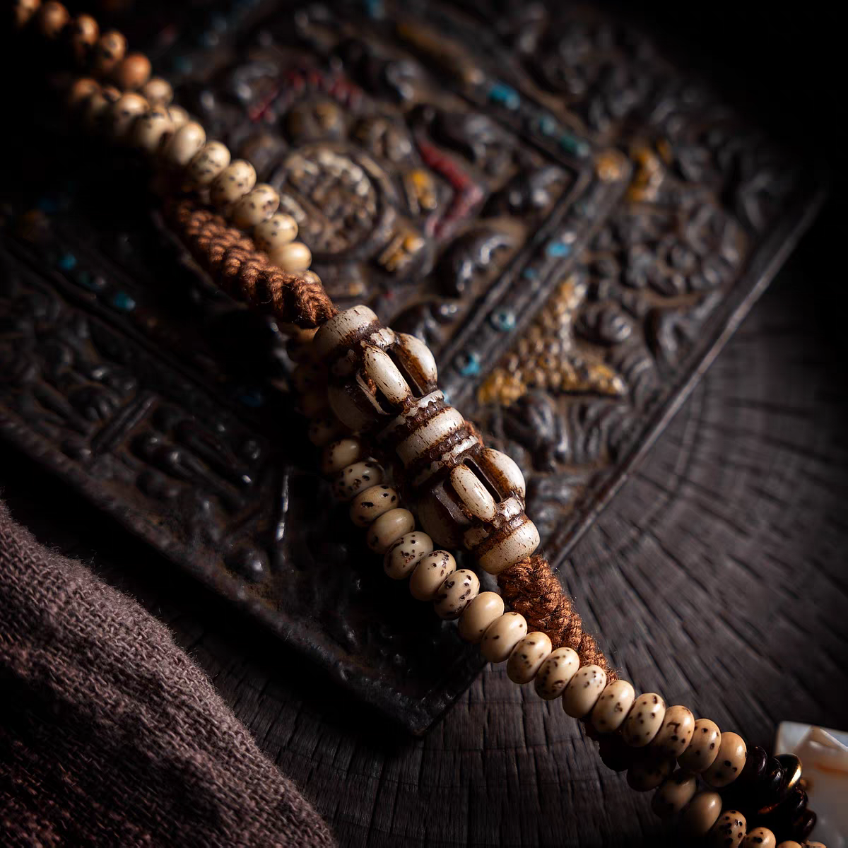 108 Sun and Moon Bodhi Seed Mala with Vajra