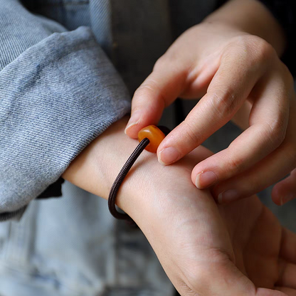 Simple Zodiac Bracelet with Amber Bead