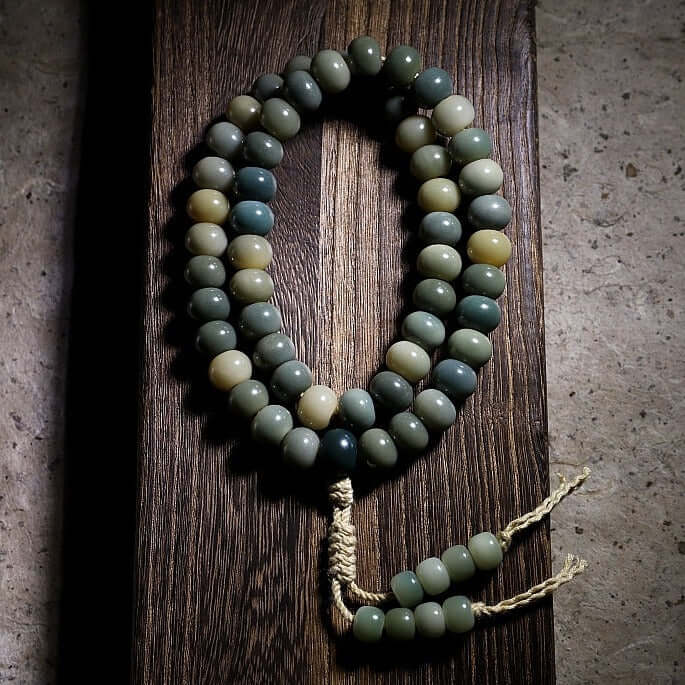Traditional 108 Mala Beads- Natural Bodhi Root